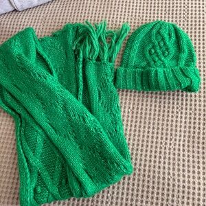 Aerie Vibrant Green Knit Accessory